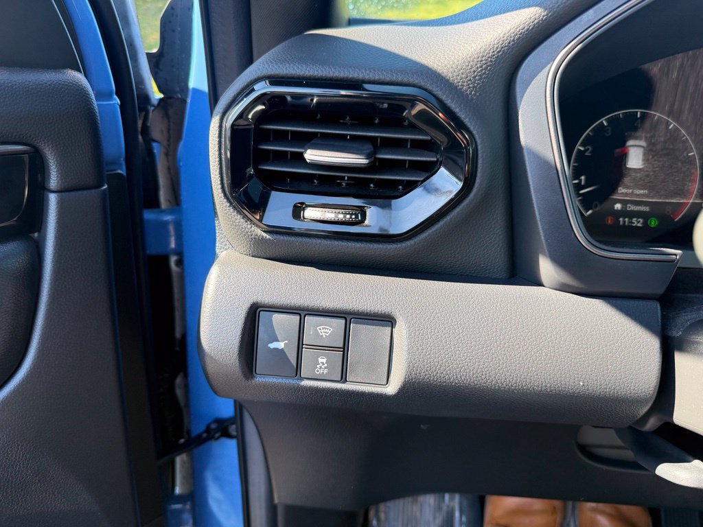 Used 2024 Honda Pilot TrailSport image 11