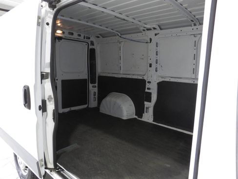 Used 2018 RAM ProMaster 1500 FWD image 17