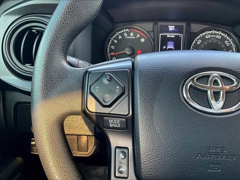 Used 2021 Toyota Tacoma SR w/ SR Convenience Package image 21