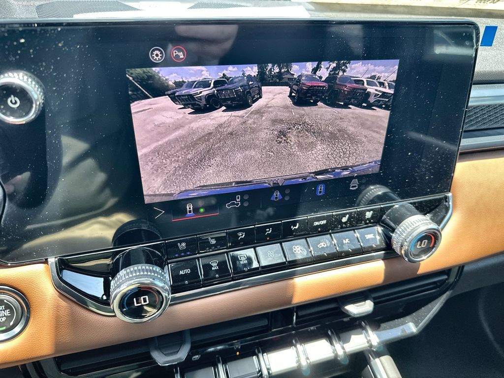 New 2026 GMC Canyon AT4 w/ Technology Plus Package AWD/4WD image 29