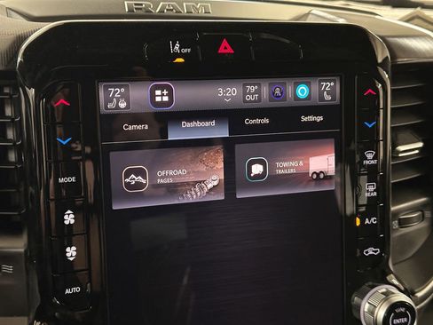 New 2026 RAM 2500 Big Horn AWD/4WD image 38