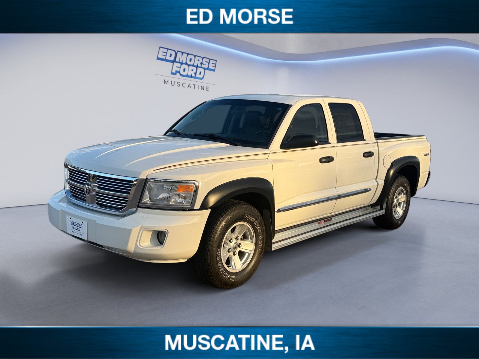 Used 2008 Dodge Dakota Laramie AWD/4WD image 1