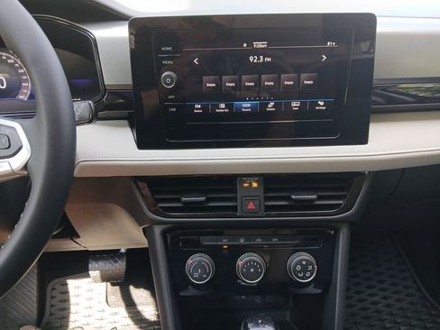 New 2025 Volkswagen Taos S image 18