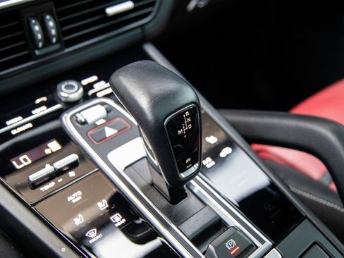 Certified 2023 Porsche Cayenne GTS AWD/4WD image 22