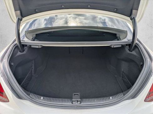 Used 2021 Mercedes-Benz C 300 Sedan image 6