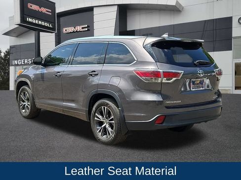 Used 2016 Toyota Highlander XLE AWD/4WD image 23