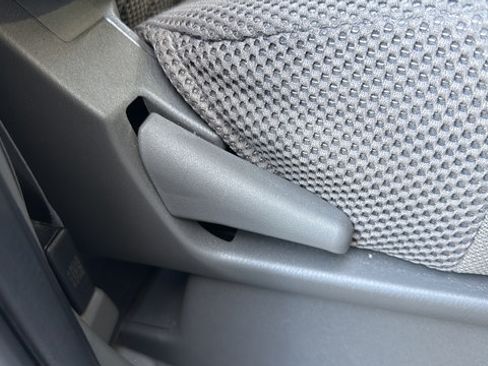 Used 2019 Nissan Frontier SV RWD image 27