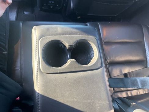 Used 2017 Jeep Grand Cherokee Limited image 18