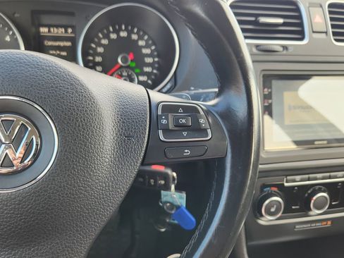 Used 2013 Volkswagen Golf TDI image 27