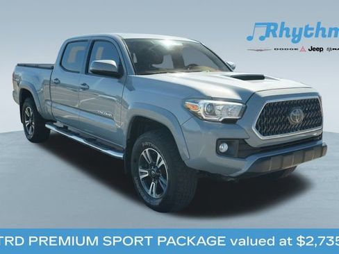 Used 2018 Toyota Tacoma TRD Sport w/ TRD Premium Sport Package image 1
