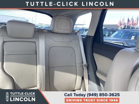 Used 2023 Lincoln Corsair Reserve w/ Equipment Group 201A AWD/4WD image 9