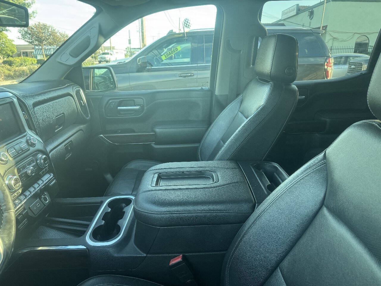 Used 2019 GMC Sierra 1500 SLT w/ SLT Premium Plus Package RWD image 4