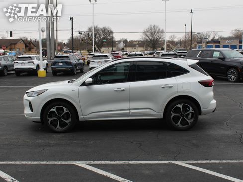 Used 2023 Ford Escape ST-Line Select w/ Tech Pack #2 image 7