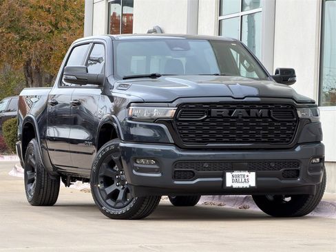 New 2026 RAM 1500 4x4 Crew Cab image 2