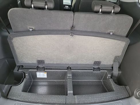 Certified 2022 GMC Acadia SLE w/ Driver Convenience Package image 29