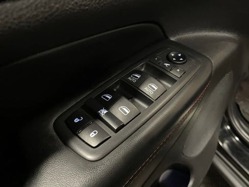 Used 2020 Jeep Grand Cherokee Trailhawk image 30