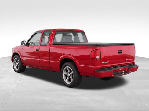Used 2001 Chevrolet S10 Pickup LS w/ Preferred Equipment Group RWD image 7
