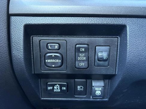 Used 2020 Toyota Tundra SR5 image 18