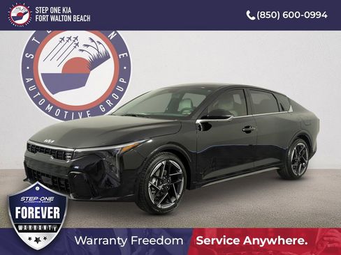 New 2026 Kia K4 GT-Line image 1