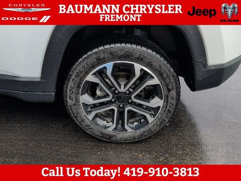 Used 2023 Jeep Compass Limited AWD/4WD image 18