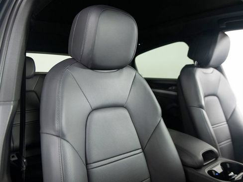 Certified 2026 Porsche Cayenne Coupe AWD/4WD image 37
