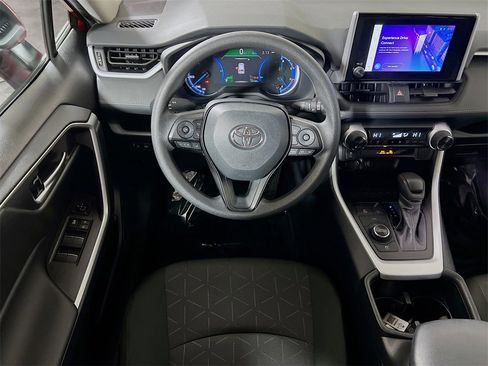 Certified 2025 Toyota RAV4 XLE image 20