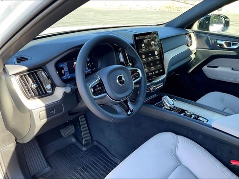New 2026 Volvo XC60 B5 Plus w/ Climate Package image 8