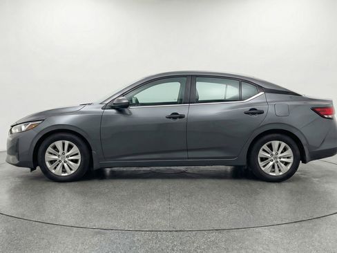 Used 2025 Nissan Sentra S FWD image 5