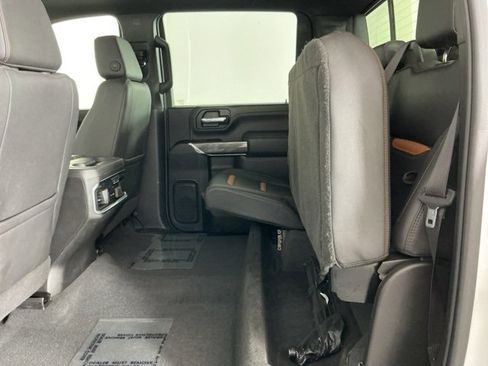 Used 2023 GMC Sierra 3500 AT4 w/ AT4 Premium Plus Package image 32