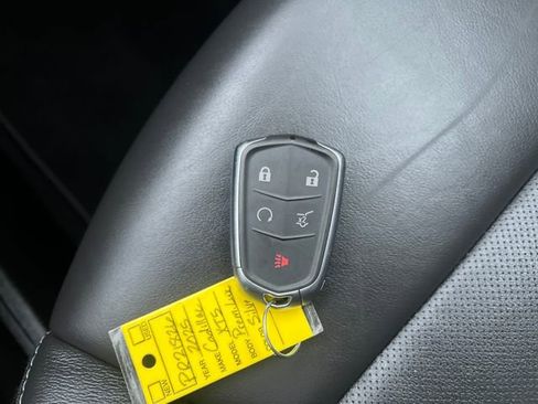 Used 2025 Cadillac XT5 Premium Luxury image 37