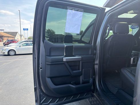Used 2022 Ford F250 Platinum w/ Tremor Off-Road Package AWD/4WD image 1