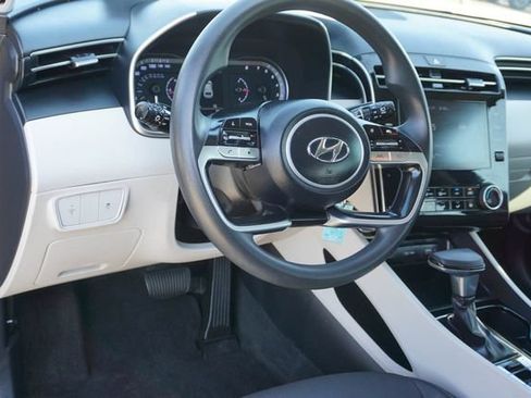 Used 2022 Hyundai Tucson SE FWD image 10
