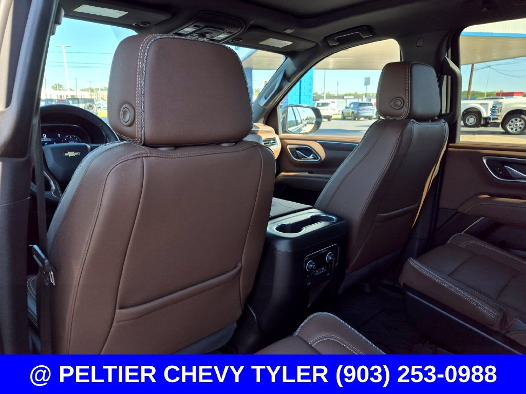 Used 2024 Chevrolet Suburban High Country w/ Max Trailering Package AWD/4WD image 39