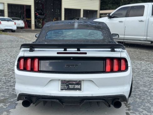 Used 2015 Ford Mustang GT Premium RWD image 35