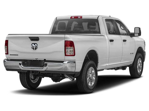 Used 2024 RAM 2500 Laramie AWD/4WD image 2