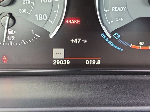 Used 2017 BMW M2 image 30