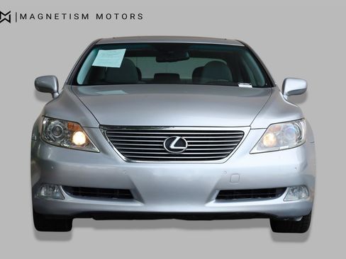 Used 2008 Lexus LS 460 RWD image 4