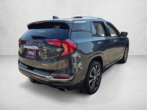 Used 2020 GMC Terrain Denali w/ Denali Premium Package image 5