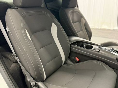 Used 2021 Chevrolet Camaro LT RWD image 20