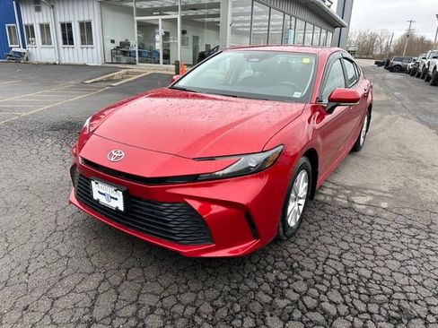 Used 2025 Toyota Camry LE w/ Convenience Package AWD/4WD image 10