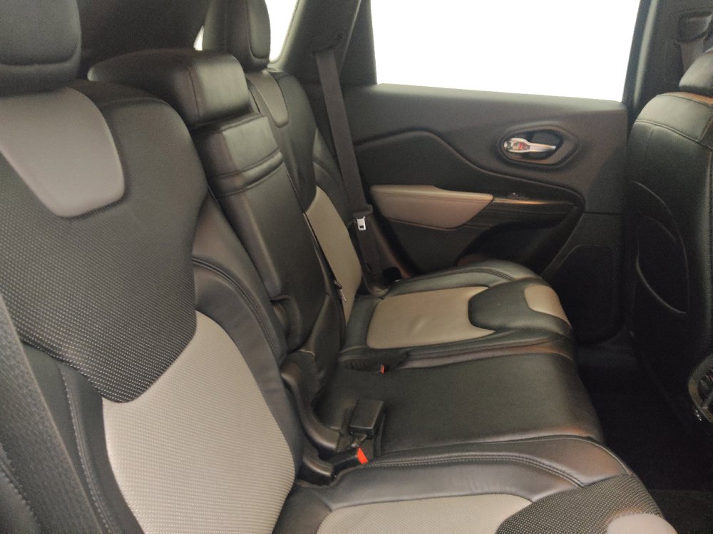 Used 2014 Jeep Cherokee Limited w/ Luxury Group FWD image 19