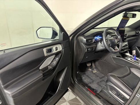 Certified 2024 Ford Explorer ST w/ Equipment Group 401A AWD/4WD image 12