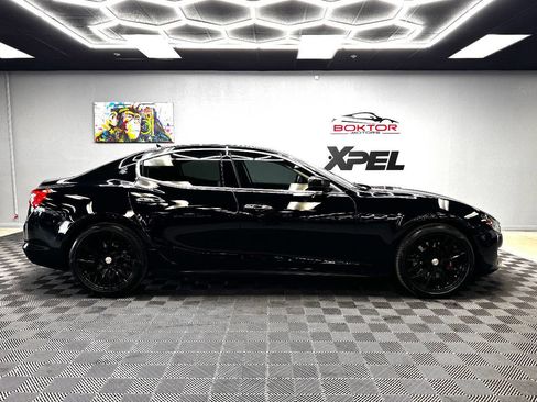 Used 2019 Maserati Ghibli S image 15