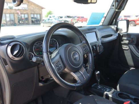 Used 2016 Jeep Wrangler Unlimited Sport AWD/4WD image 19