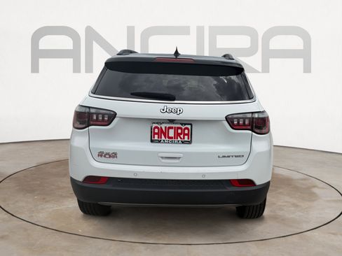 Used 2024 Jeep Compass Limited AWD/4WD image 9