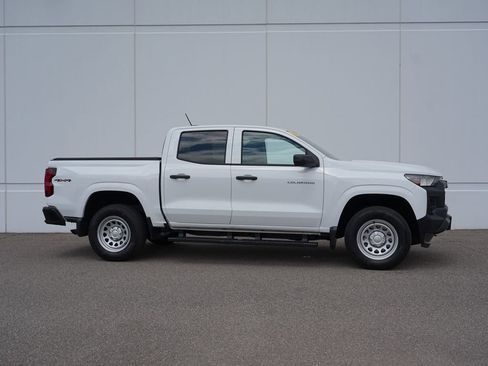 Certified 2026 Chevrolet Colorado W/T w/ Advanced Trailering Package AWD/4WD image 2