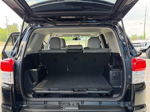 Used 2011 Toyota 4Runner SR5 w/ Convenience Pkg RWD image 38