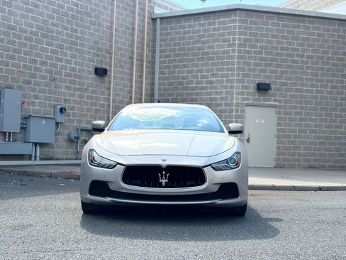 Used 2015 Maserati Ghibli S Q4 AWD/4WD image 2