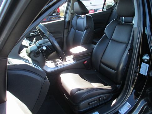 Used 2019 Acura TLX image 15