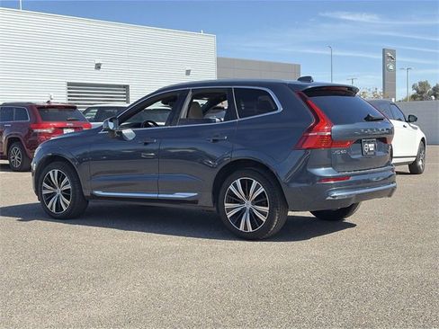 Used 2022 Volvo XC60 B5 Inscription w/ Advanced Package image 8
